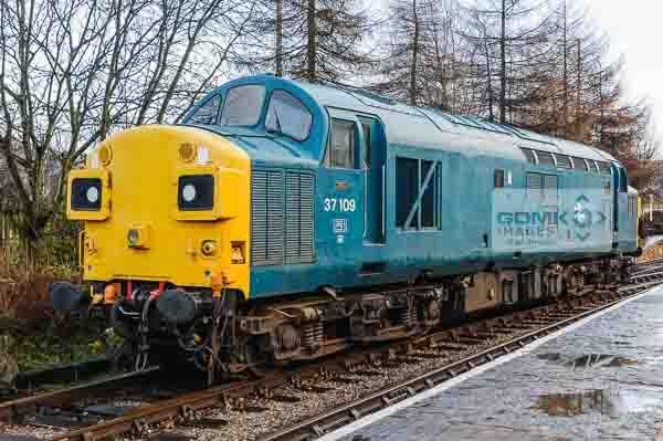 37109 running around its train at Rawtenstall Railway Station on the East Lancs Railway during the English Electric theme day on 11th January 2014.  The class 37 will take the train back to Heywood.