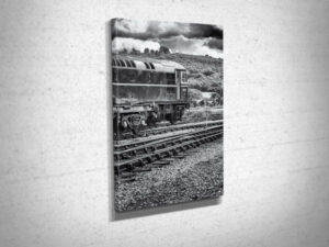 Black and White Class 33 D6575 Canvas Print Black and White Class 33 D6575 Canvas Print