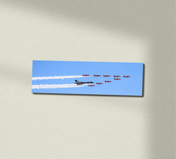 Red Arrows and Avro Vulcan Metal Sign Red Arrows and Avro Vulcan Metal Sign